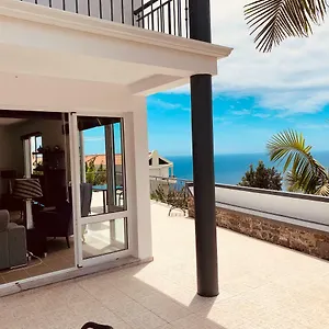 villa-felicidade.madeira-islandshotels.com/