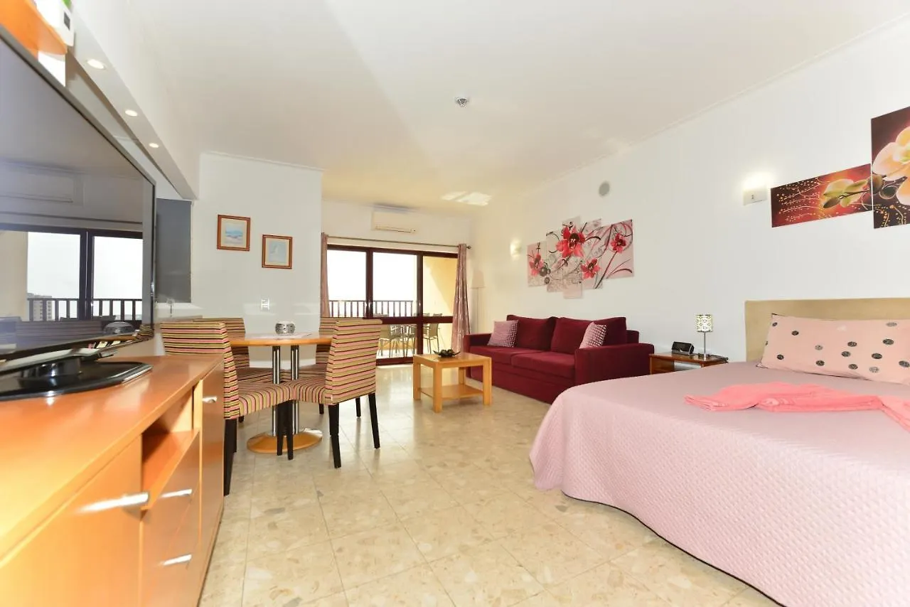 High In The Sky Apartment Portimao 0*,